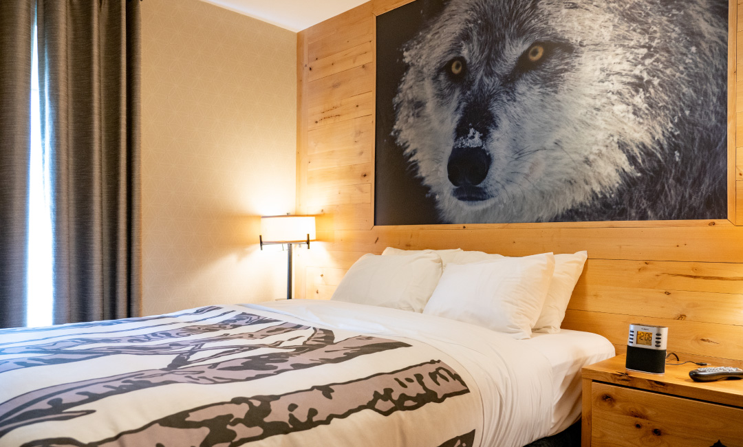 2 Bedroom Wolf Condo - Bedroom