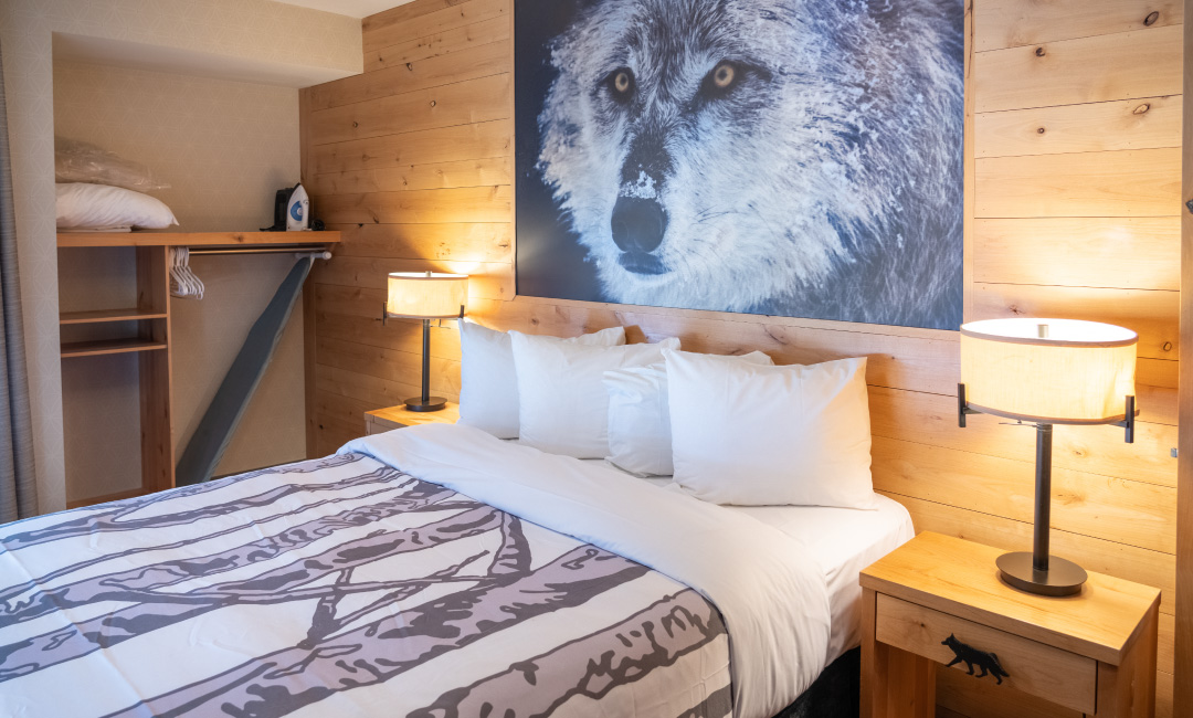 4 Bedroom Wolf Condo - Bedroom