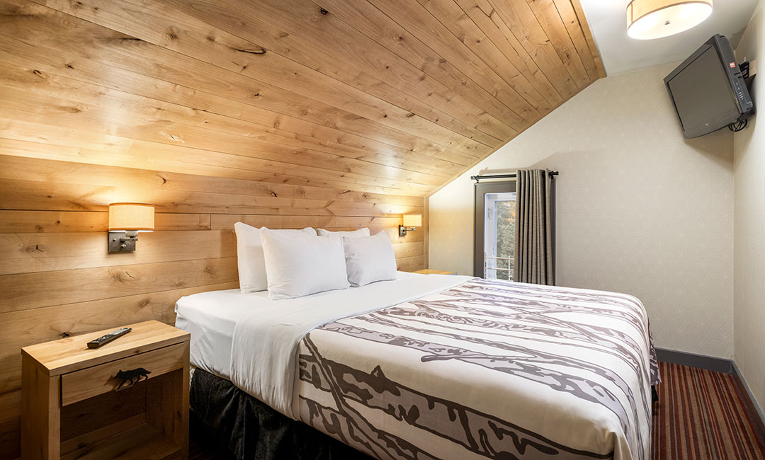 2 Bedroom Wolf Condo - Bedroom