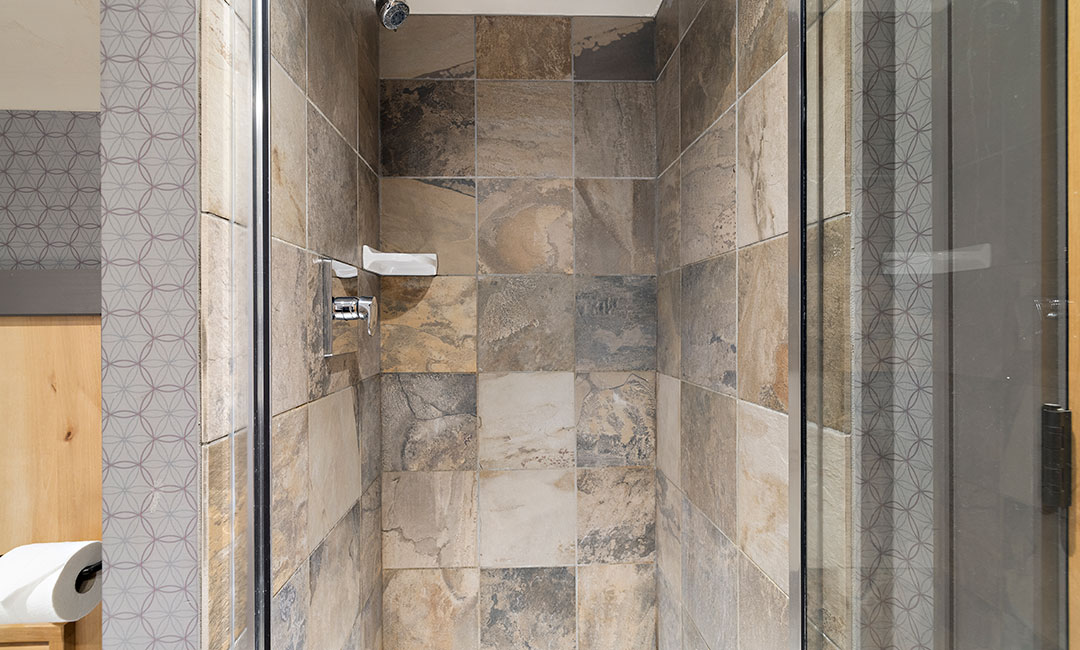 2 Bedroom Wolf Condo - Bathroom